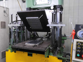 custom manufacturing compression molding